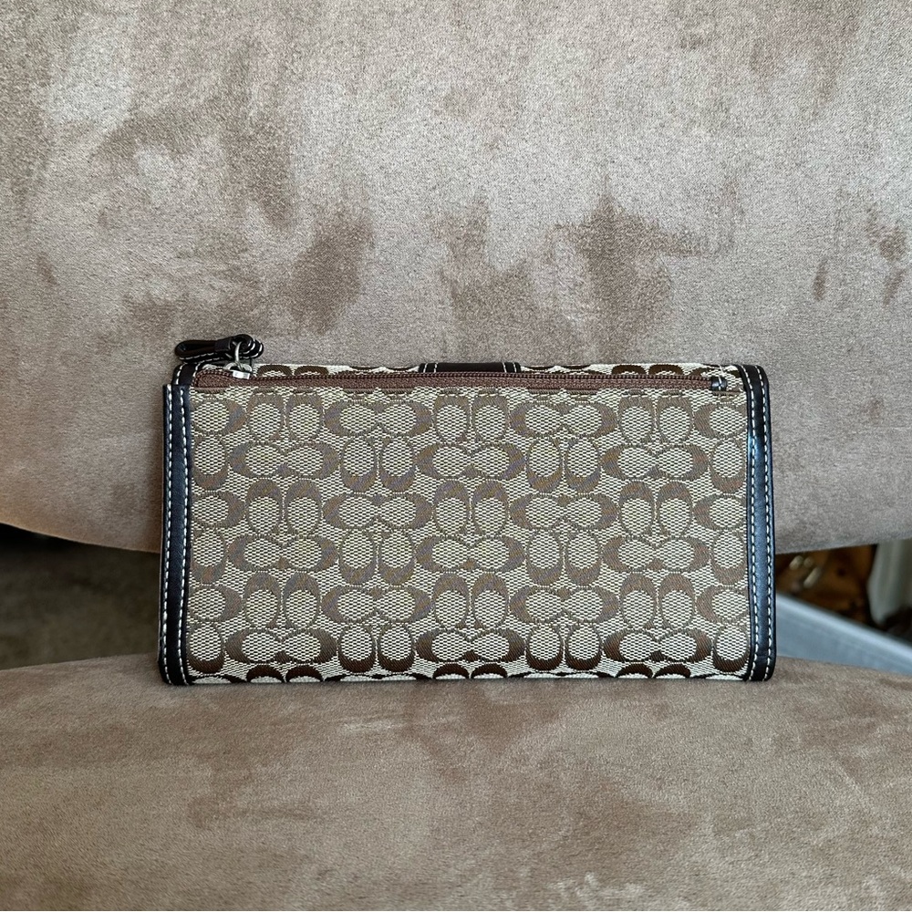 #20. Coach Soho Brown Signature Jacquard Trifold Checkbook Wallet F40584 VGUC - Picture 3 of 12